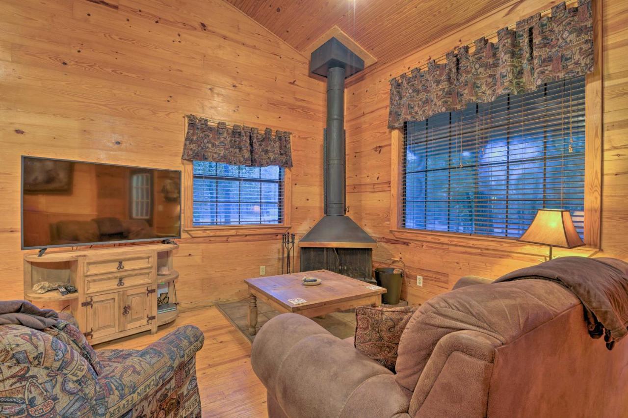 Hochatown Hideaway With Hot Tub, Grill And Fire Pit! Villa Stephens Gap Exterior photo
