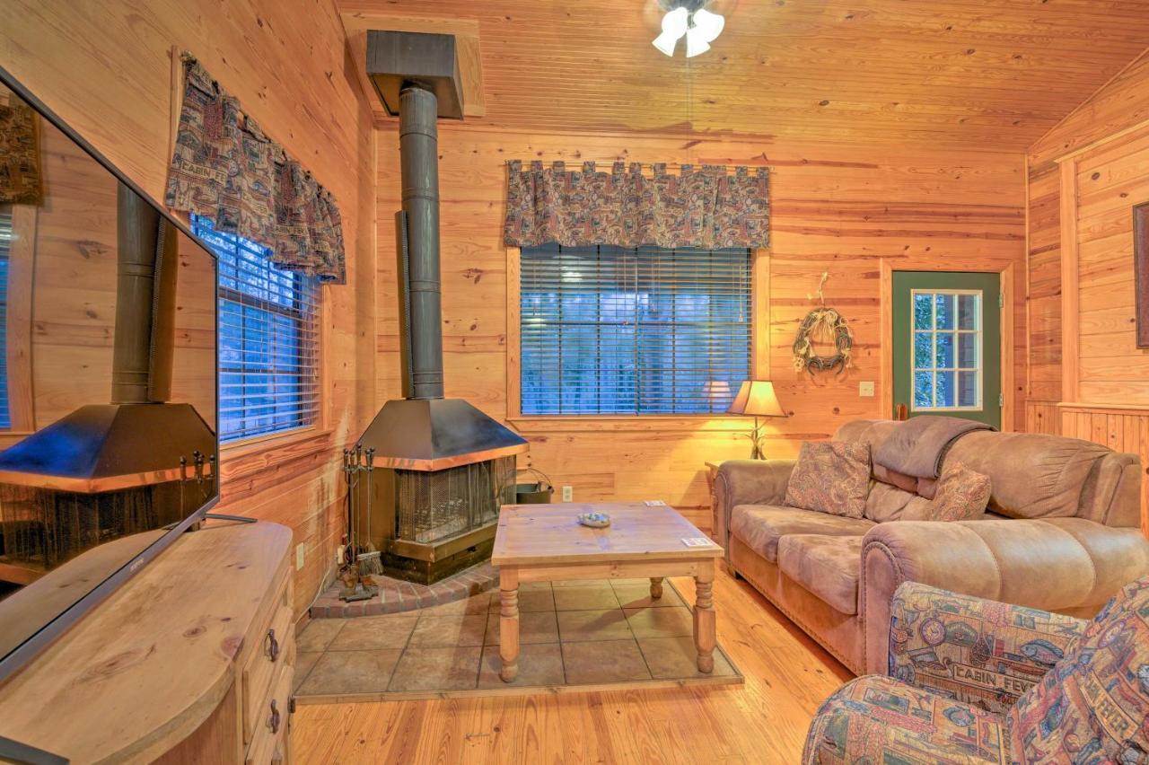 Hochatown Hideaway With Hot Tub, Grill And Fire Pit! Villa Stephens Gap Exterior photo