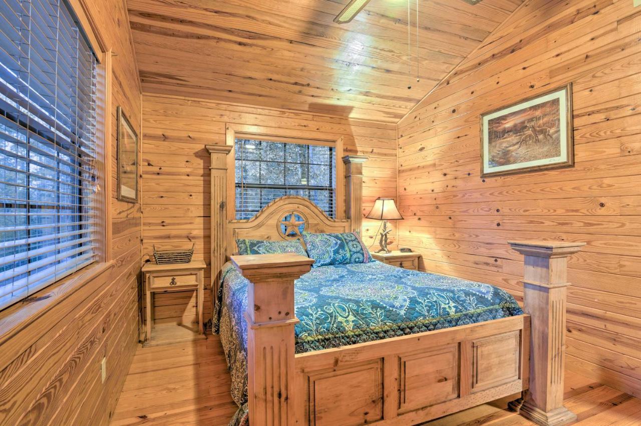 Hochatown Hideaway With Hot Tub, Grill And Fire Pit! Villa Stephens Gap Exterior photo